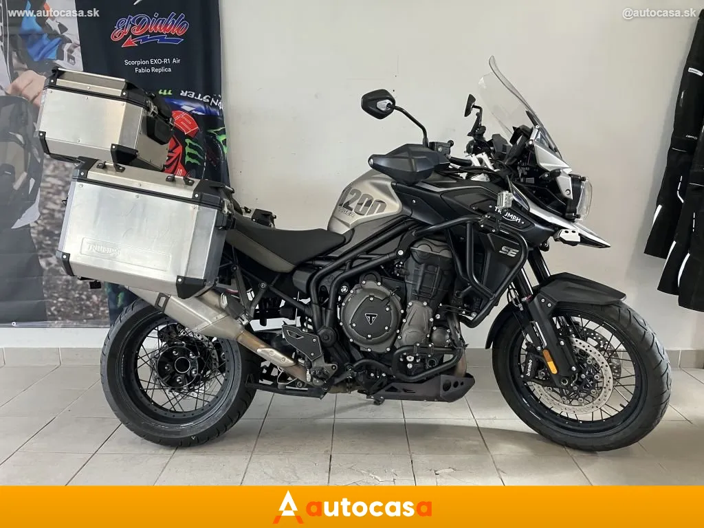 Triumph Tiger 1200 Desert